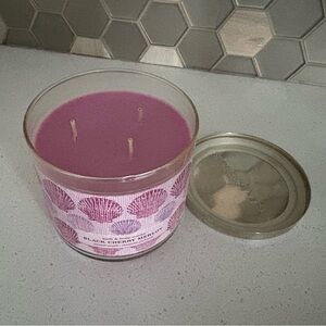 Bath and Body Works 3 wick candle Black Cherry Merlot